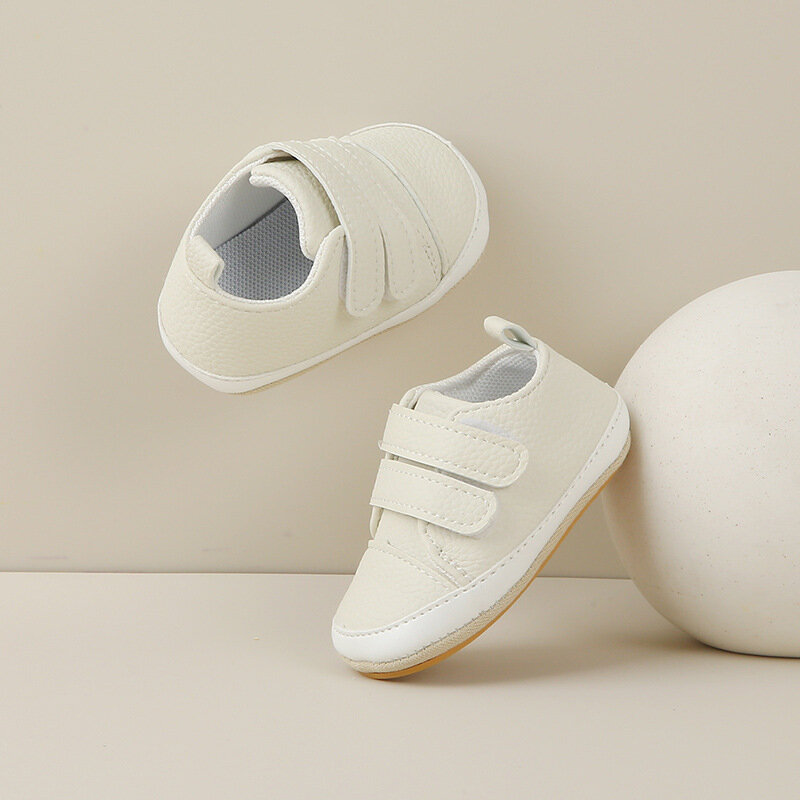 Nowe małe dzieci pierwsze buty do chodzenia dla chłopców dziewcząt modne skórzane dziecięce tenisówki antypoślizgowe dziecięce buty do chodzenia oddychające
