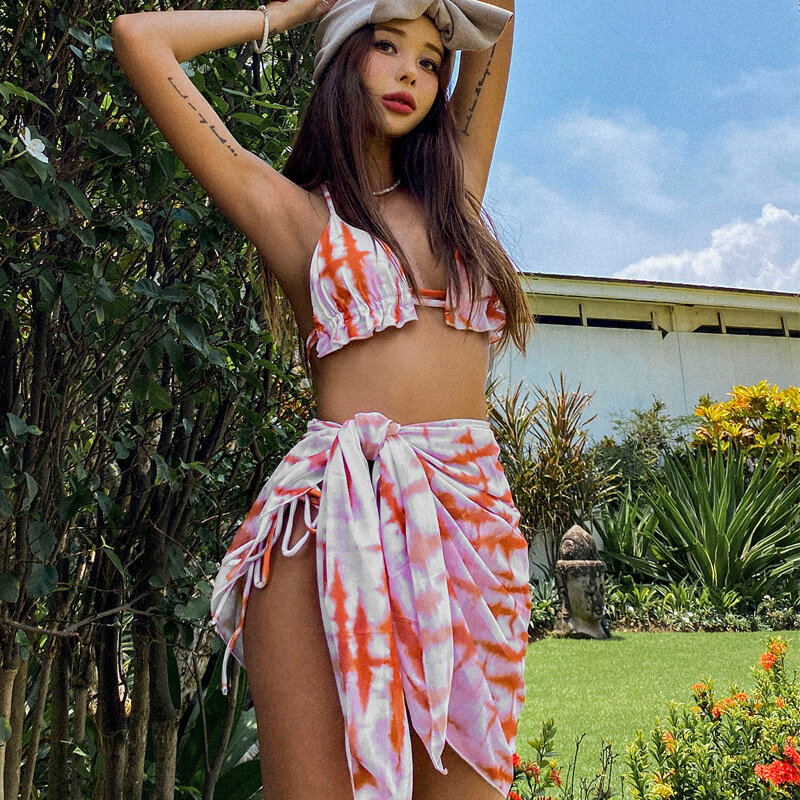 Conjunto de Bikini con falda para mujer, traje de baño Sexy con teñido anudado, conjuntos de microbikinis brasileños, ropa de playa 2024