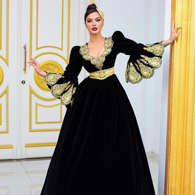 Koendy Black Moroccan Caftan Evening Dresses A-Line Dubai Saudi Arabic Abaya Gold Embroidery Bell Sleeve Islamic Prom Gowns 2024