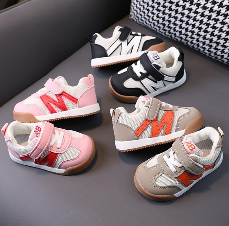 Zapatos transpirables de malla para bebés y niñas, Sandalias planas con suelas suaves para correr, primavera y verano, 2024