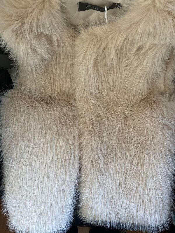 Female Faux Fur Vest Women Sleeveless  Outerwear Multi-size Short Waistcoat Autumn Winter Vintage  Tops T147