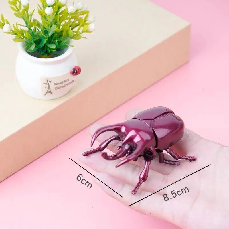 Nakręcany chrząszcz kreatywny dowcipniś animowany Model owadów skarabeusz zabawka bojowa dla dzieci