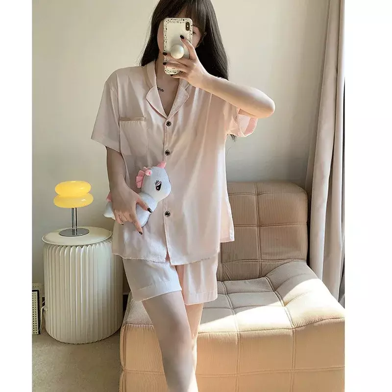 Conjunto de Pijama de seda sintética para Mujer, ropa de dormir de manga corta con bolsillos, botones de satén, color rosa, verano, 2 piezas