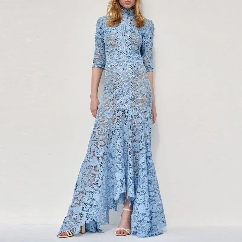 فستان غير منتظم من الدانتيل الأزرق الناضج الفاتح ، مناسب منخفض ، موضة طويلة