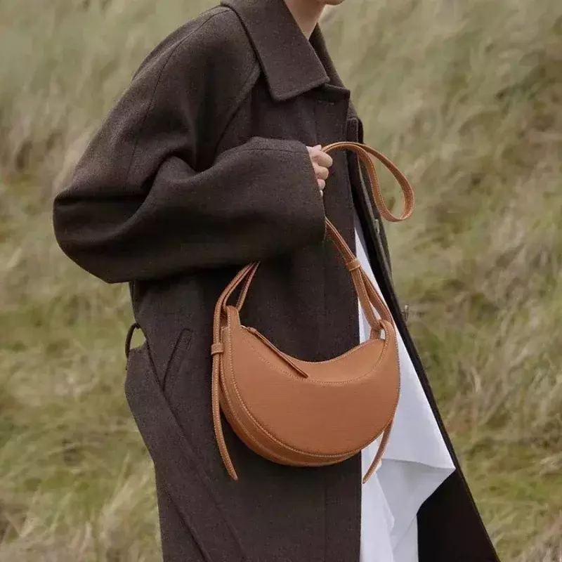 Brand Designer Lychee Pattern Saddle Bags Women Polana Genuine Leather Half Crescent Shoulder Bags High Street Crossbody Bags