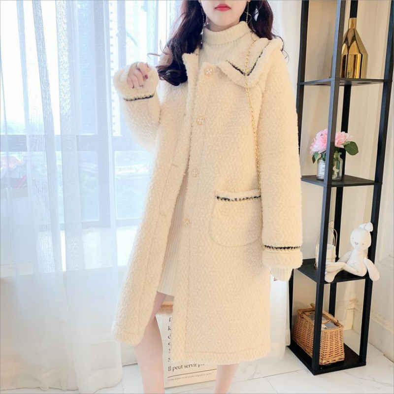 Autumn and winter thickened new 2023 Korean version of the long imitation lamb wool coat female woolen coat tide