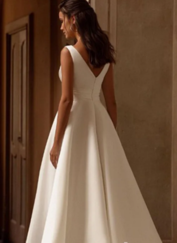 Simples vestido de casamento A-Line cetim, pregas sem mangas, sem encosto, Sweep Train, moderno V-Neck, vestido de noiva, 2024