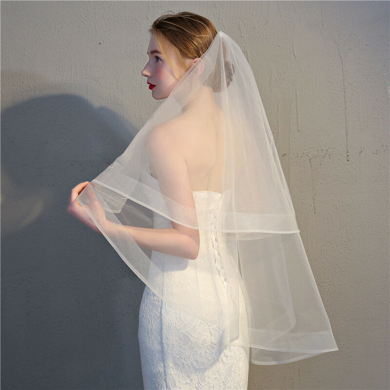 Dua lapisan murni putih/gading kerudung pengantin aksesori pernikahan pendek dengan tepi rambut kuda