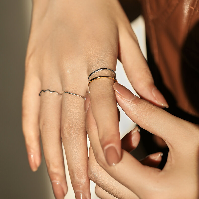 MODIAN 925 스털링 실버 여성용 간단한 패션 쌓을 수 있는 반지, 클래식 웨이브, 기하학적 절묘한 손가락 반지, 파티 쥬얼리