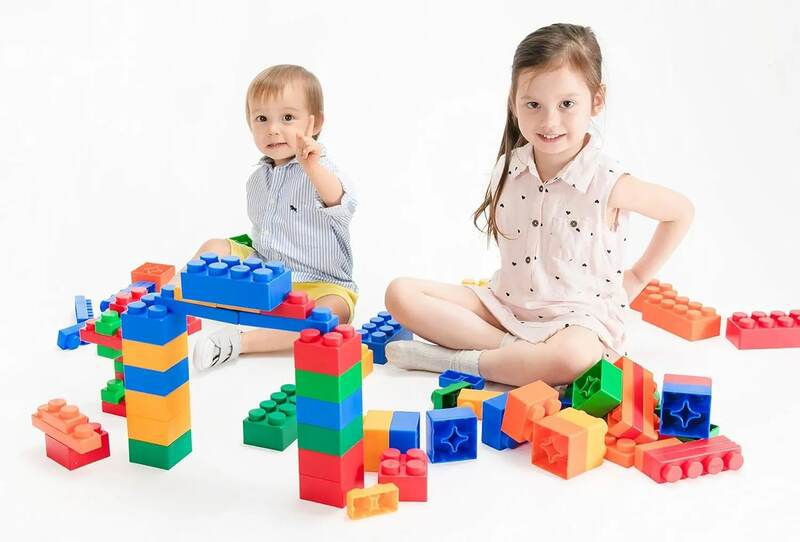 Mischen Sie weiche Bausteine-100-teiliges Set für frühes Lernen, kognitive Entwicklung und kreatives Spiel für Kleinkinder im Alter von 3 Monaten