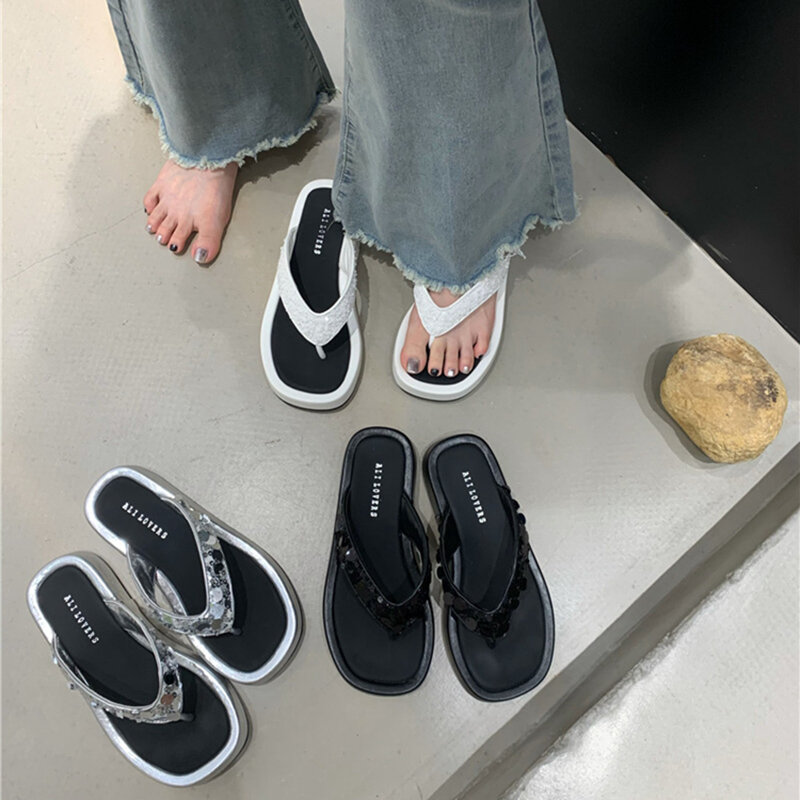 2024 estati Chunky pantofole da donna moda elegante Clip Toe Platform Flats Slides Ladies Outdoor Beach Sandalias Flip Flop