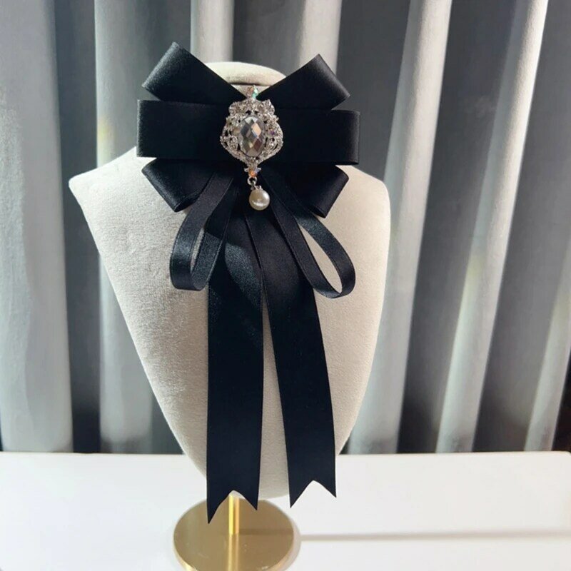 Vintage Pearl Bow Tie with Blingbling Rhinestones Adjustable Pins Jewelry French Brooch Women Elegant Crystal Pendant Necktie