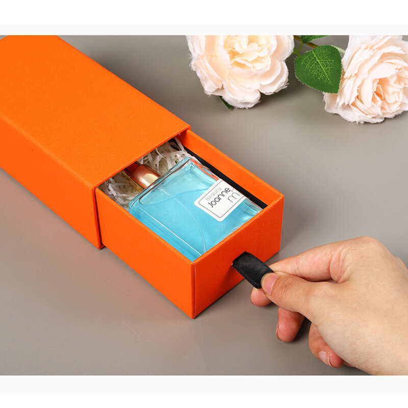 Wysuwanym pudełkiem na biżuterię biało-różowym czarny naszyjnik kolczyk bransoletka broszki opakowanie papier typu kraft wkład do szuflady na prezent 2024