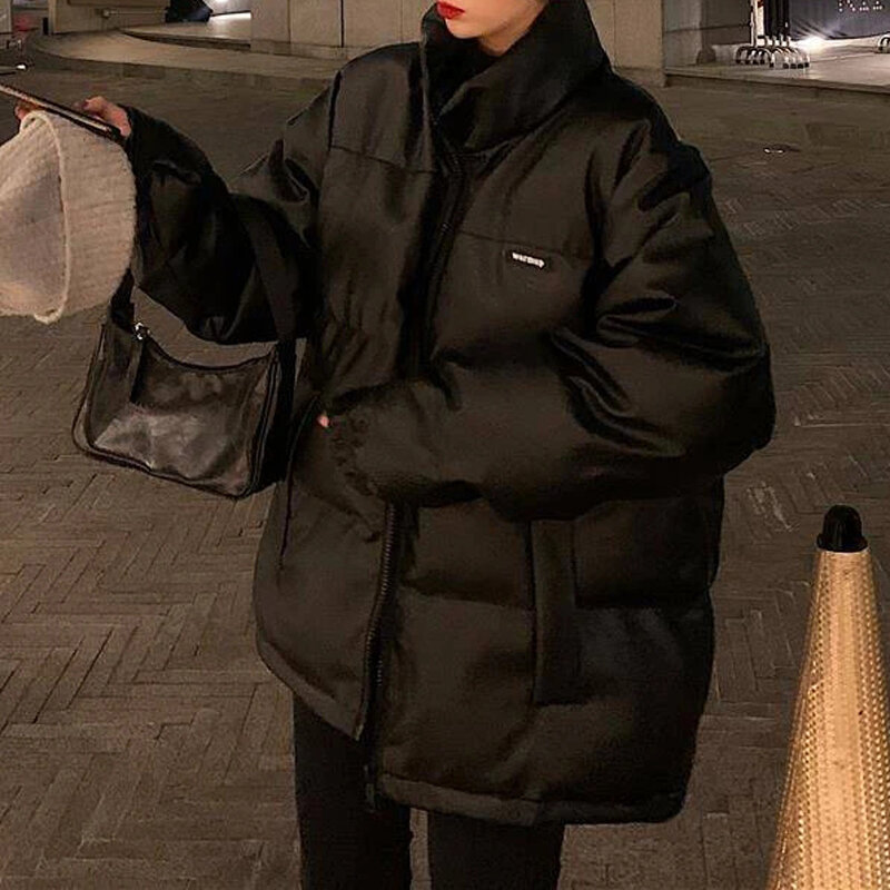 Frauen Puffer Parkas solide schwarz helle Farbe dicke koreanische Winter Kunstleder Jacke lose übergroße Mäntel weibliche matte Oberbekleidung