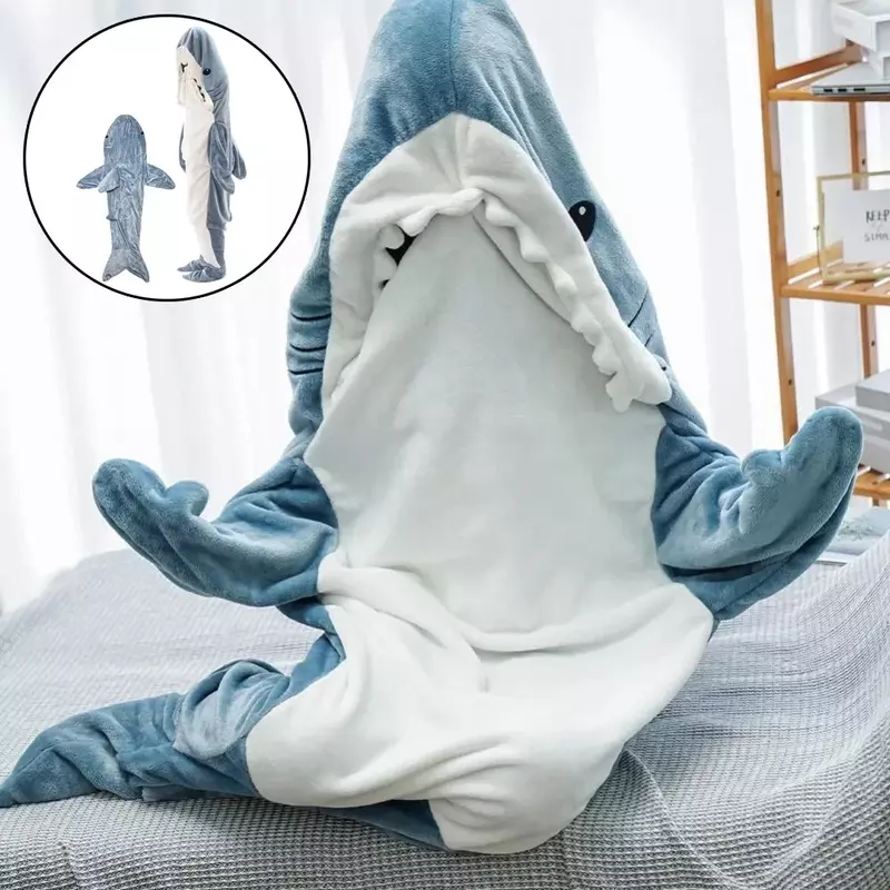 Новинка 2024, Фланелевая пижама с капюшоном, переносной плюшевый спальный мешок для детей и взрослых, Уютная пижама в виде акулы