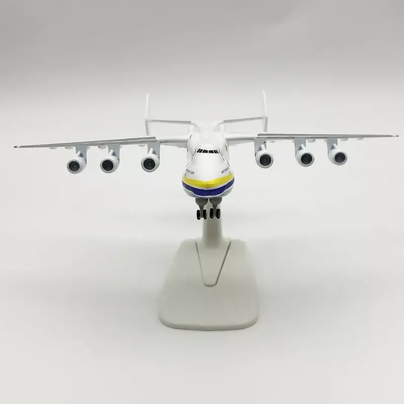 Alliage de métal de l'Union soviétique, modèle d'avion ANTONOV 225 An-225 Mriya WORLD BIcornerEST CARGO, roues d'avion moulées sous pression, 20cm