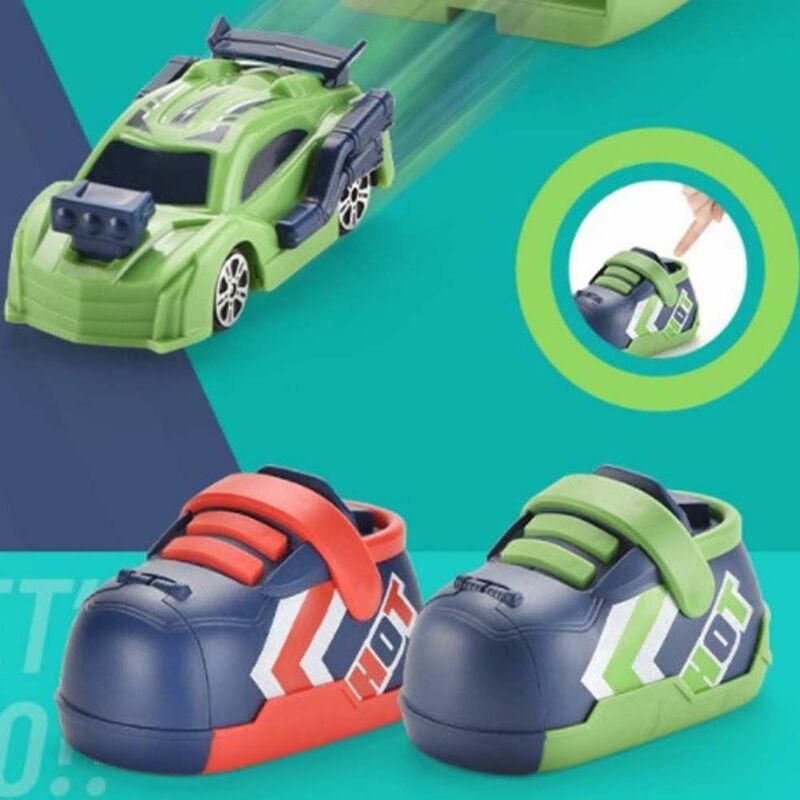 รองเท้าวิ่งลายการ์ตูนสำหรับเด็กชายและรถแข่งของเล่นชุดรถของเล่นรถเฉื่อยรถหนังสติ๊กของเล่นของขวัญ