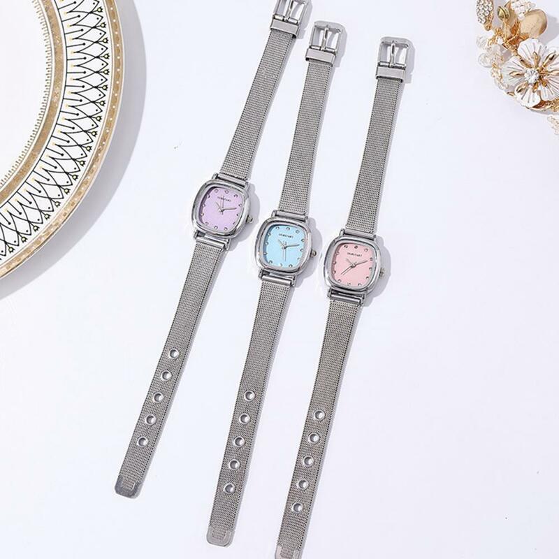 Jam tangan wanita, arloji Dial berlian imitasi persegi elegan dengan tali jala gerakan kuarsa minimalis untuk perempuan