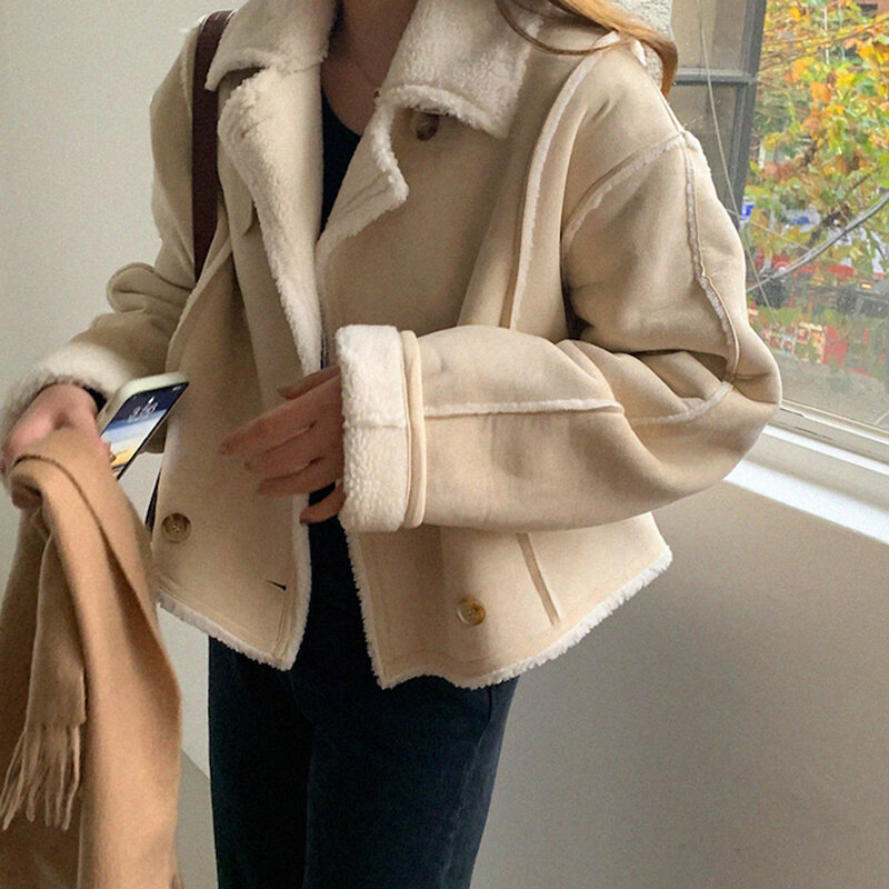 Mantel Tebal Suede untuk Wanita 2022 Jaket Bulu Longgar Lembut Hangat Musim Gugur Pakaian Luar Wanita Kancing Mantel Musim Dingin Kasual Wanita Mewah