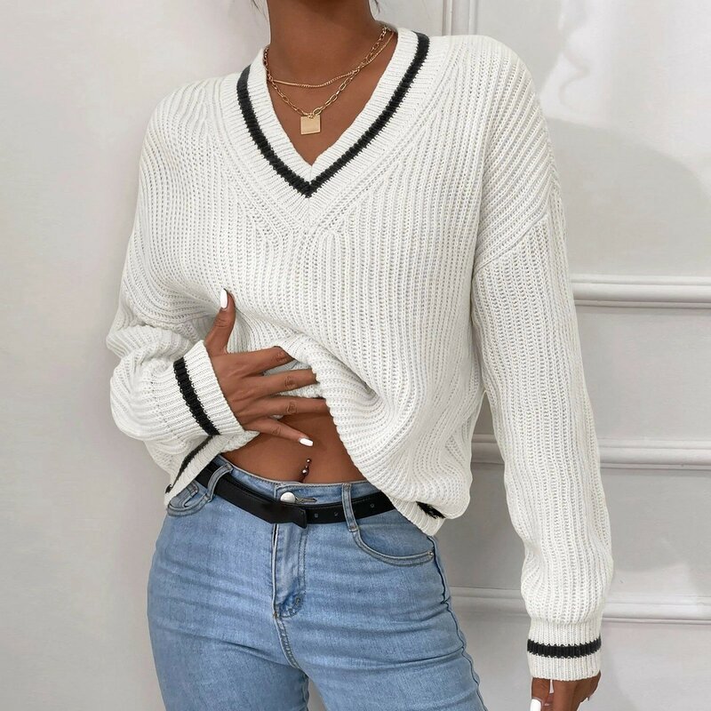 2023 Autumn Winter Knit Korean Loose Pullover Sweatshirts Chic Tops White Long Sleeve V-neck Knitted Sweater Women's Sweaters