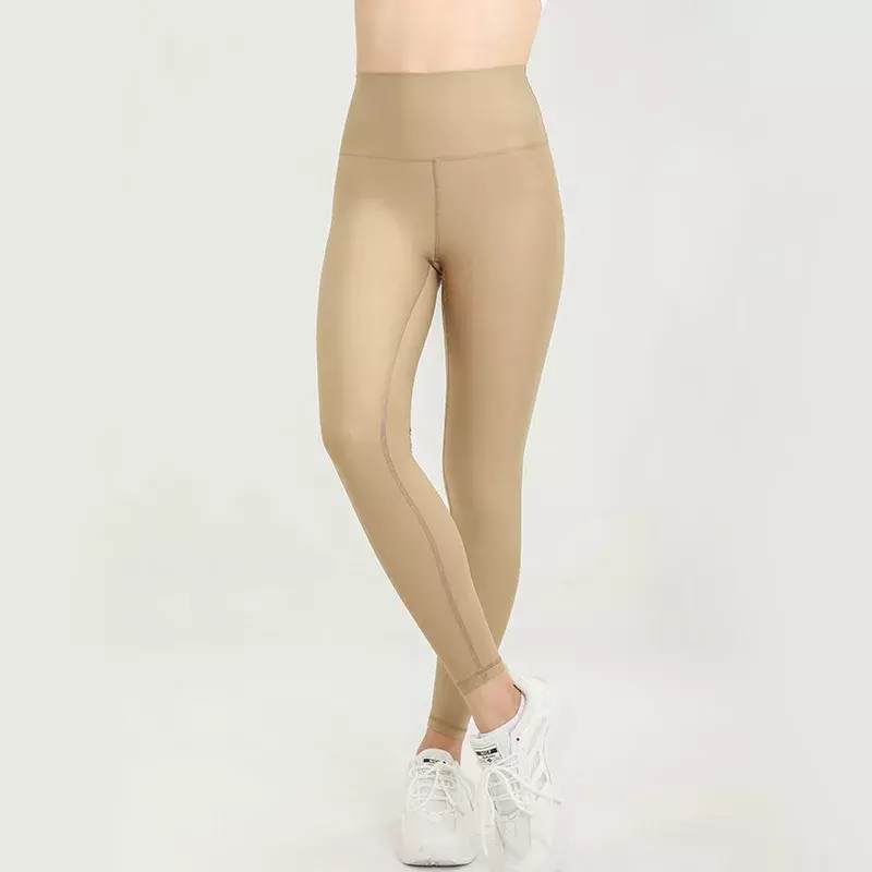 Nowe spodnie do jogi dla kobiet z przyjaznym dla skóry perłowym połyskiem wysokim stanem brzoskwiniowym i sportowymi spodniami do jogi