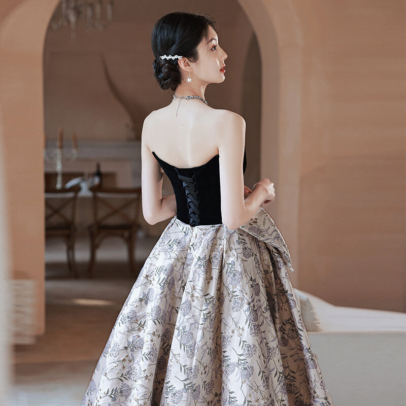 Francuska suknia wieczorowa 2024 nowa letnia w stylu Hepburn niszowa celebrytka sukienka na przyjęcie urodzinowe kobiet