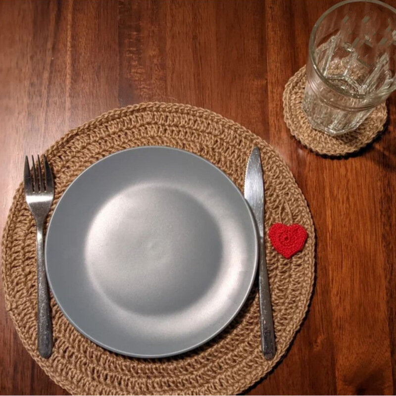 2022 New Love Insulated Dining Plate Cushion Handmade Weaving Festival Romantic Table Decoration cuscino per tazza antiscottatura