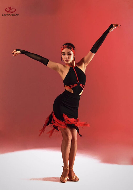 Latin Dance Dress Hals mit Brust polster Unterwäsche Top Quaste Design dynamische Leistung Rock Leistung Blackpool Kleidung