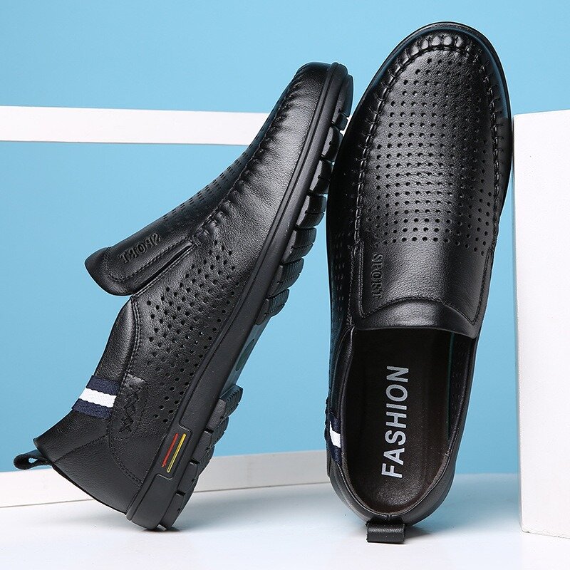 Designer New Slip-on Flat Leather Casual Men's Shoes Summer Fashion Hollow Man Loafers Hand-stitched Shallow Mouth Male Shoes
