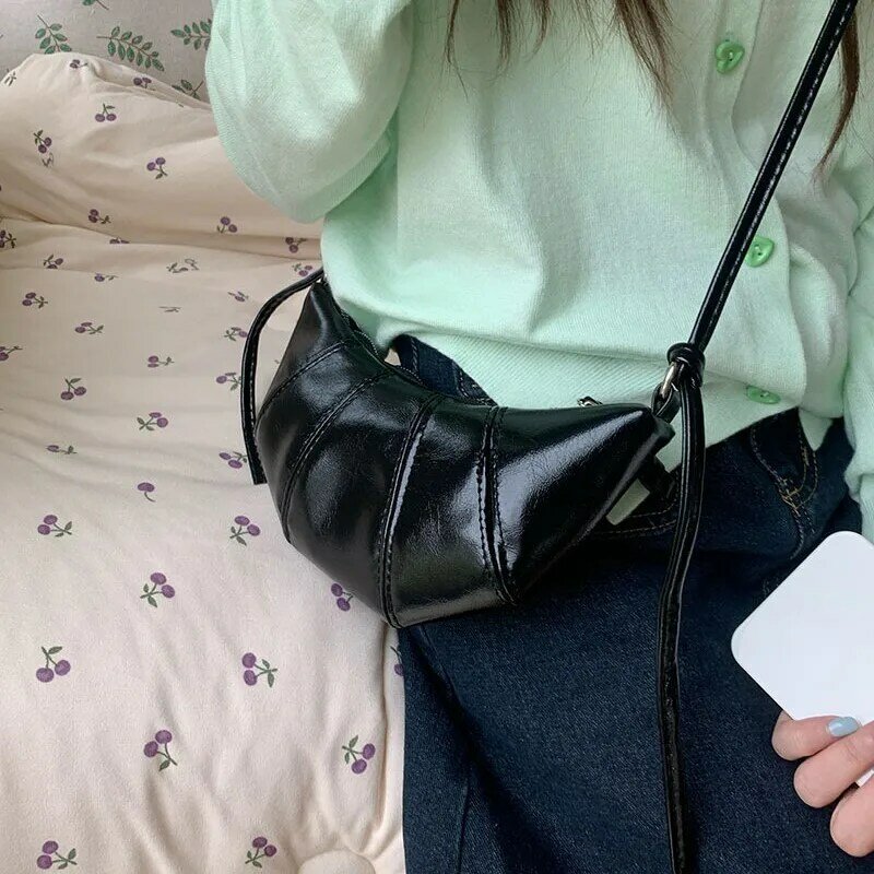 Prosta torba na kluski damska 2024 letnia nowa koreańska torba rogalik torba na ramię moda na co dzień solidna mała torba typu Crossbody damska