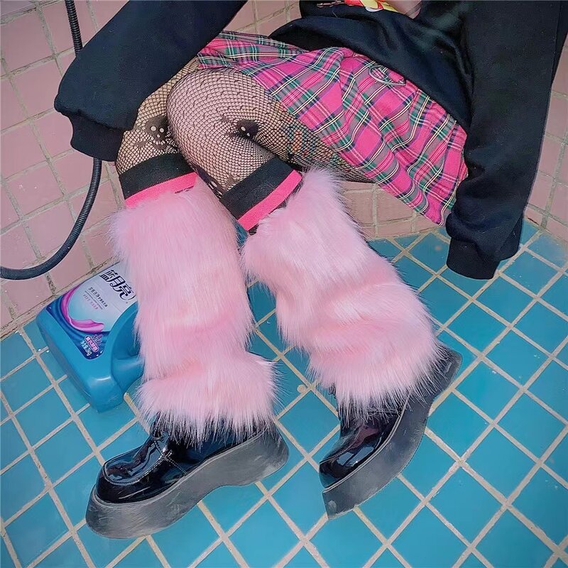 Scaldamuscoli pelosi rosa Y2K Punk Goth scaldamuscoli in pelliccia sintetica copriscarpe Lady Cute Jk calzini caldi a vita bassa al ginocchio calzini alla moda