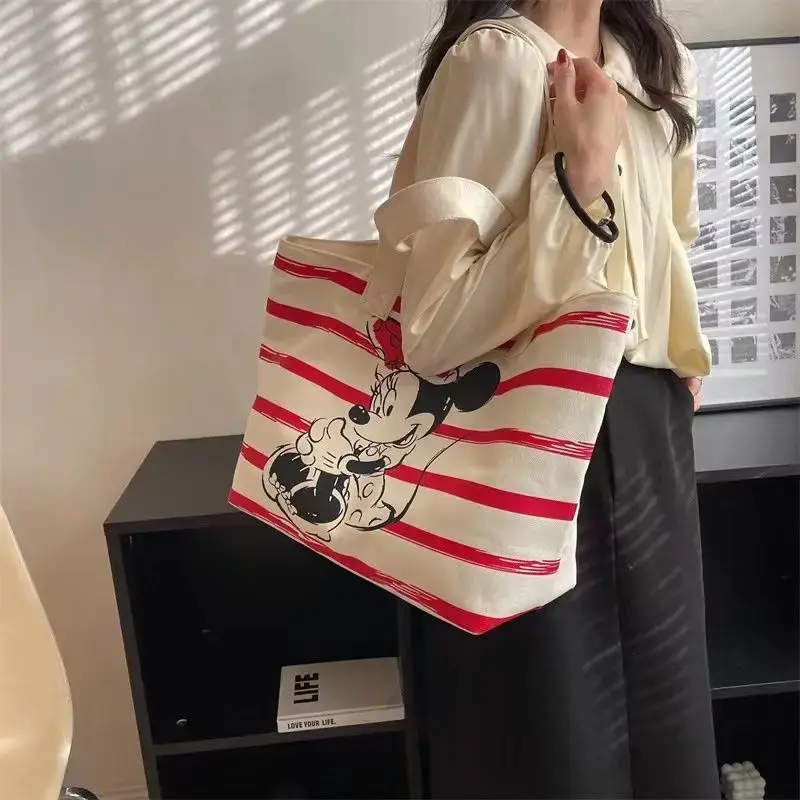 Snoopy  Cute Cartoon Large Capacity Canvas Bag for Female Students to Hold Books and Commute Maternity Checkup Tote Mommy Bag