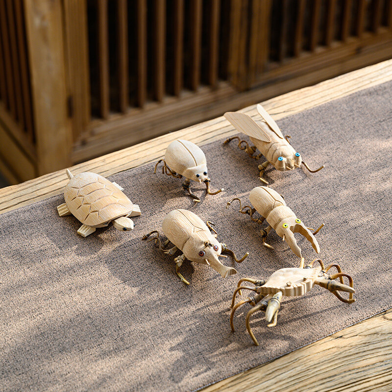 Juguetes de animales de bambú y madera, cangrejos, escarabajos mantis, tortugas, siete mariquitas estrelladas, juguetes decorativos hechos a mano