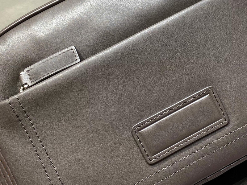 Fashion B Brand Shoulder Bag Men's Casual Business Commuter Shoulder Bag Crossbody Bag Genuine Leather High Quality Chest Bag