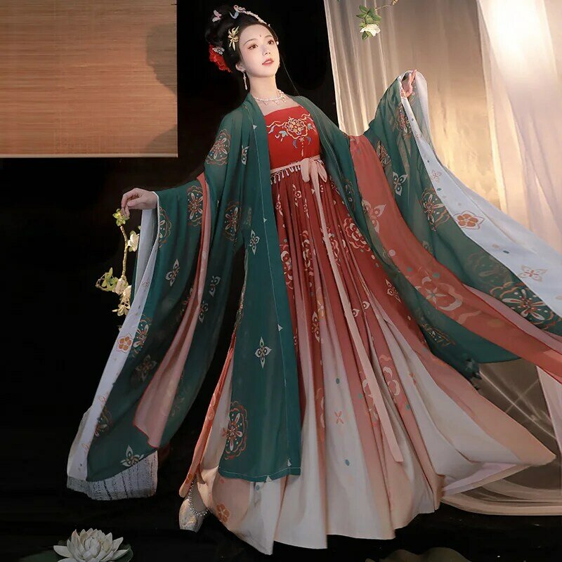 Женский наряд, с цветочной вышивкой, в китайском стиле