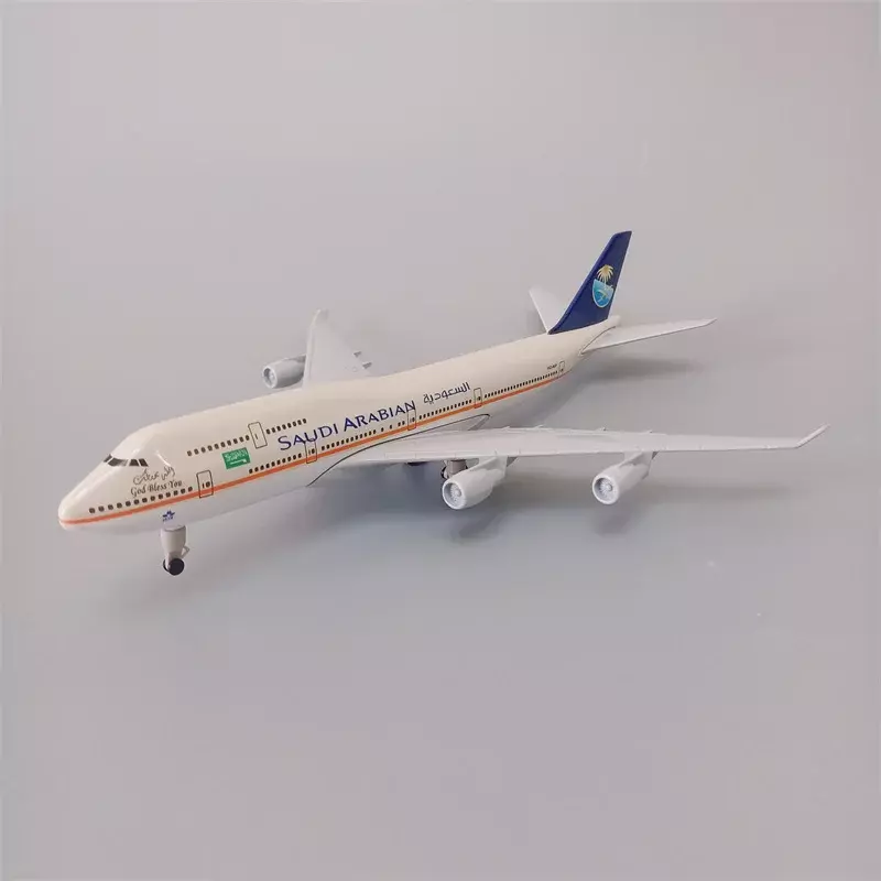 Boeing-avión aéreo de aleación de Metal de 20cm, modelo de avión de Arabia Saudita 747 B747, con ruedas