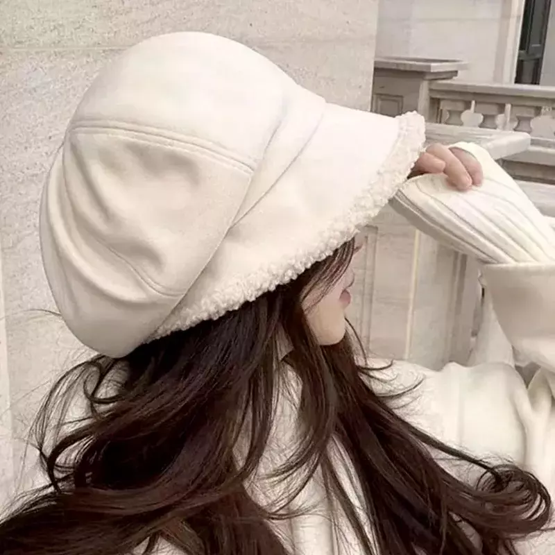 Topi baret musim dingin wanita, tutup kepala oktagonal beludru warna polos, tebal hangat kualitas tinggi aksesoris mode