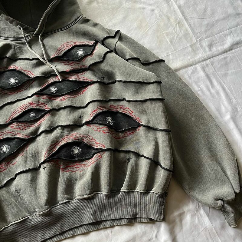 New Y2K Hoodie Hip Hop Gothic Retro Eye Patchwork Gray Loose Pullover for Men and Women Fashion Harajuku Streetwear Casual Tops