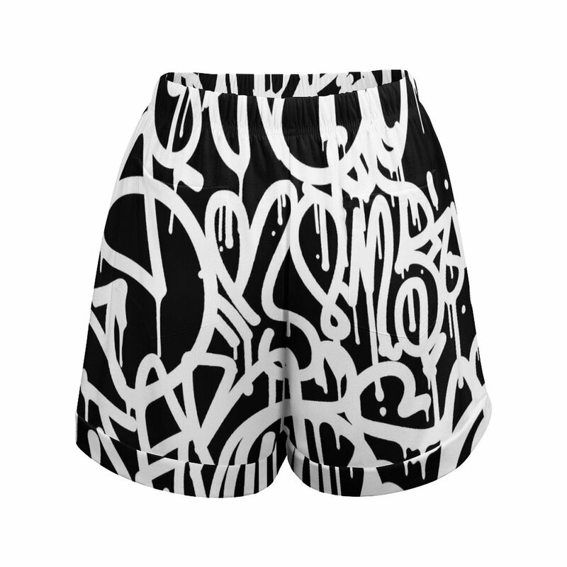 Pantaloncini Graffiti astratti a vita alta pantaloncini di Design bianco nero con tasche pantaloni corti Oversize carini primaverili pantaloni Streetwear