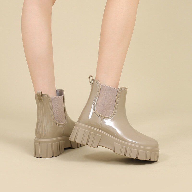 Sepatu bot karet untuk wanita Platform sepatu hujan pergelangan kaki sepatu bot Chelsea antiair sepatu taman kerja