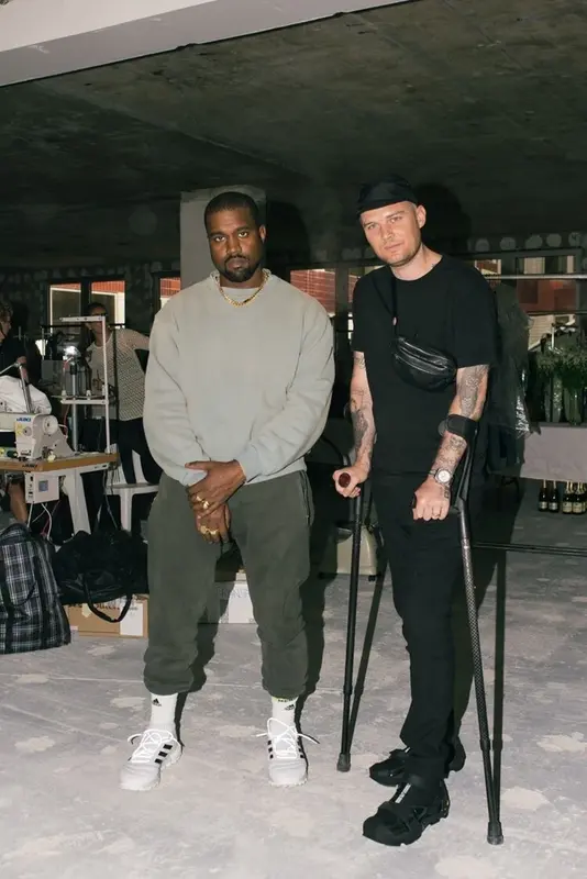Coocoll Kanye YZY DONDA celana panjang uniseks, celana olahraga kasual longgar warna polos dengan saku dan ritsleting untuk pria