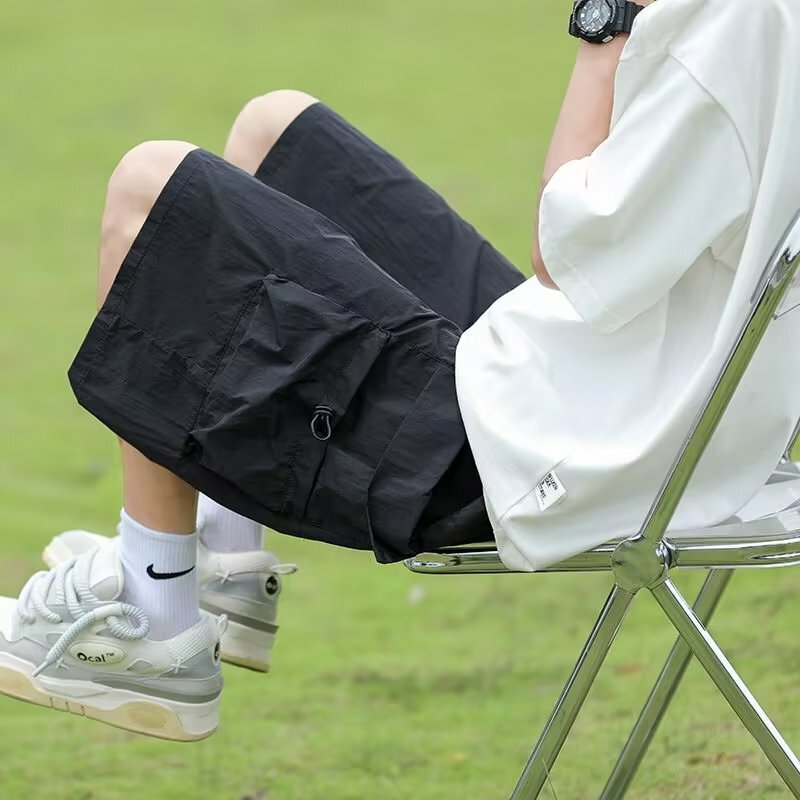 Pantaloncini Cargo da uomo Solid Daily Casual Summer All-match lunghezza al ginocchio High Street stile americano Multi tasche moda semplice maschile