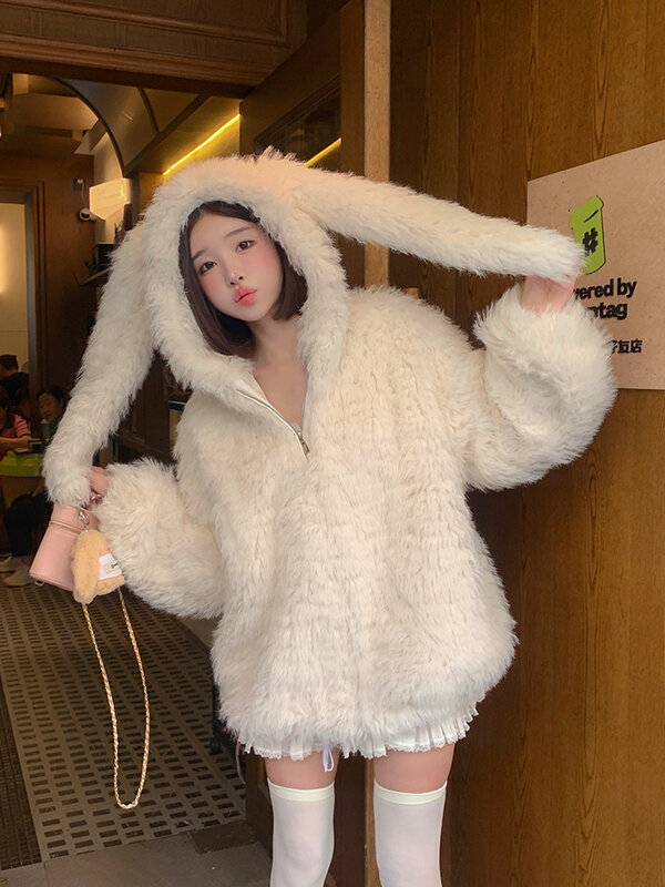 Jaket panjang wol imitasi telinga kelinci cantik wanita, jaket panjang longgar lembut Fuzzy hangat tebal manis musim gugur dan dingin