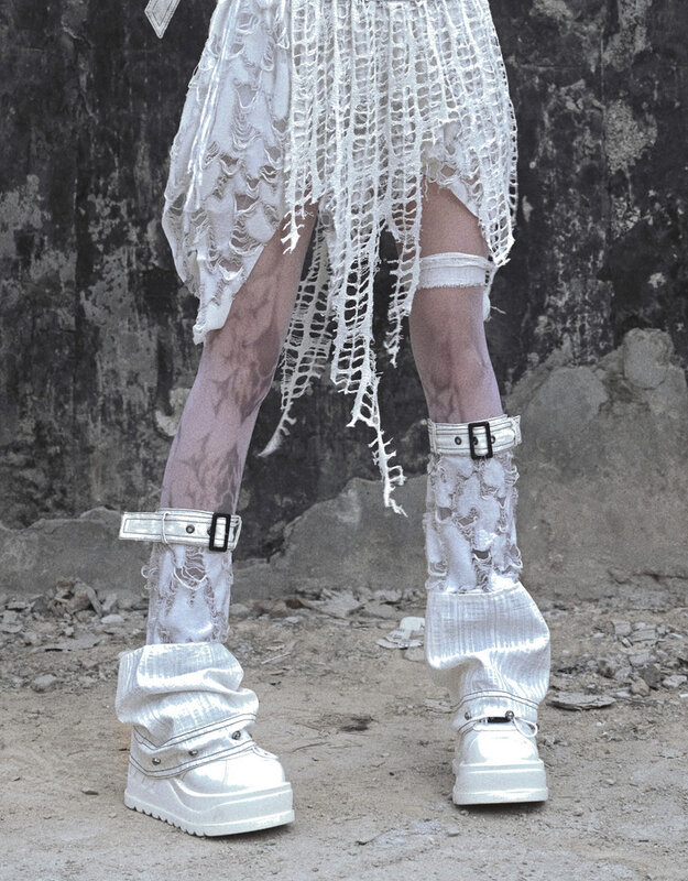 Coberturas elásticas brancas com furos, mangas ajustadas, meias de design japonês, punk e gótico, suprimento de sangue, manga do joelho
