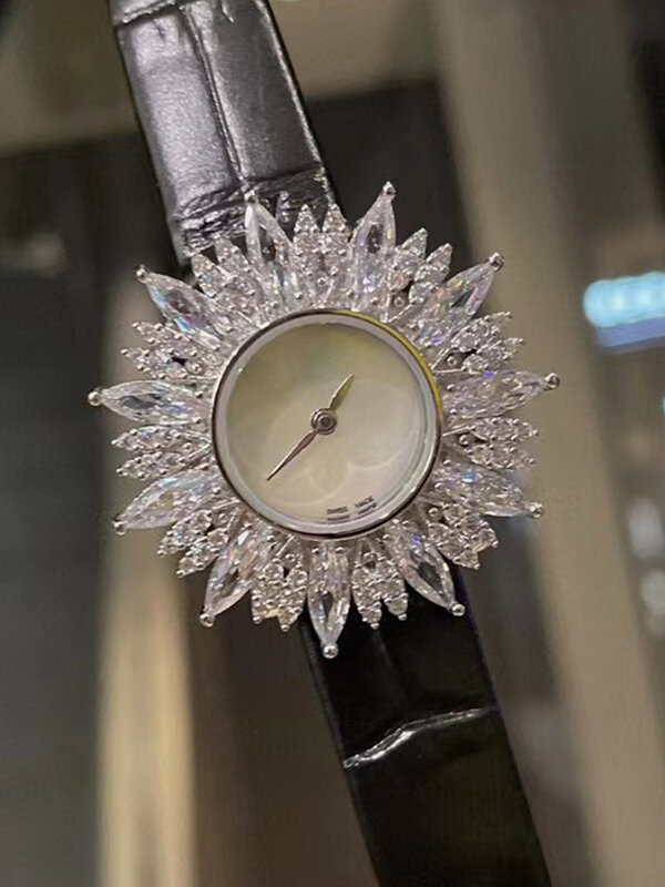 ساعة كوارتز ماسية هندسية عتيقة للنساء ، حافظة مجوهرات ، حزام جلدي ، فاخر الكل في واحد ، أزياء مصمم ، جديد ، أو