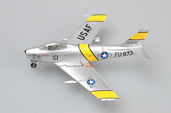 Sabre Warplane Warcraft Prata Plastic Modelo Coleção ou Presente, Easymodel 37102, 1:72, F-86F, FU513, FU972, Militar Estática