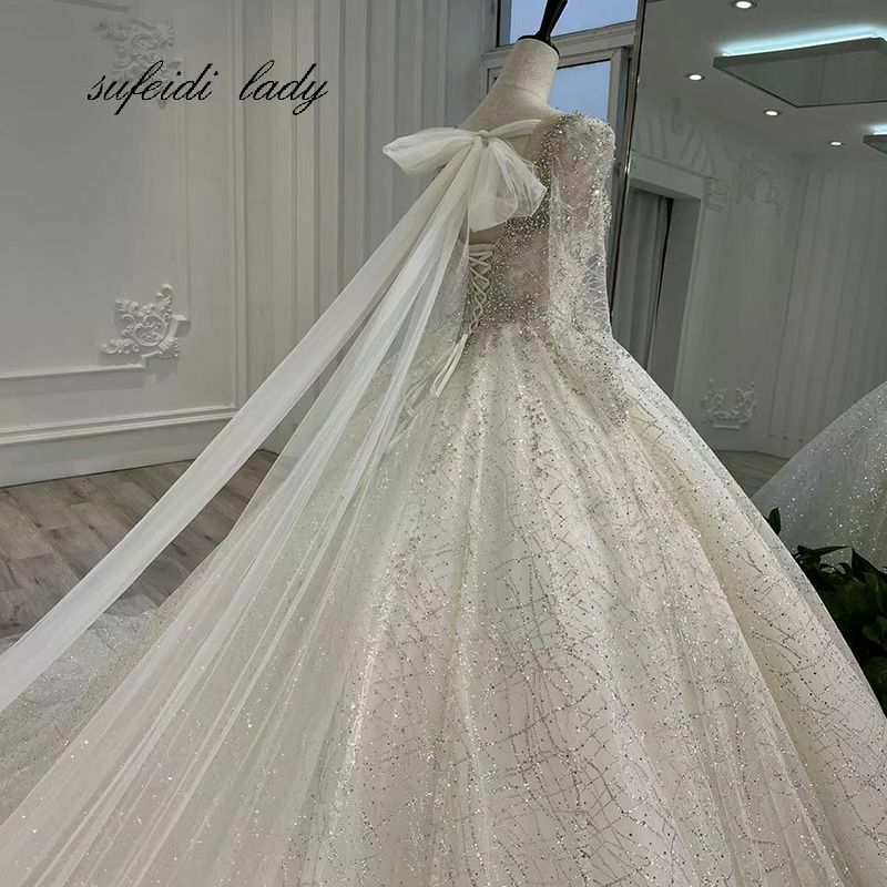 Luxury Long Sleeve Dubai Ball Gown Wedding Dress Sparkly Crystal Appliques Saudi Arabic Exquisite Bridal Gown