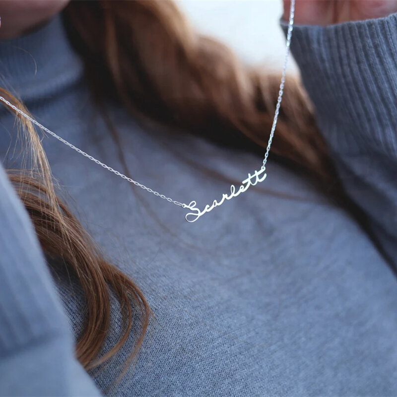 Kalung nama tulisan ramping kustom perhiasan baja tahan karat wanita anak perempuan kalung Choker pelat nama tipis sesuai pesanan hadiah teman