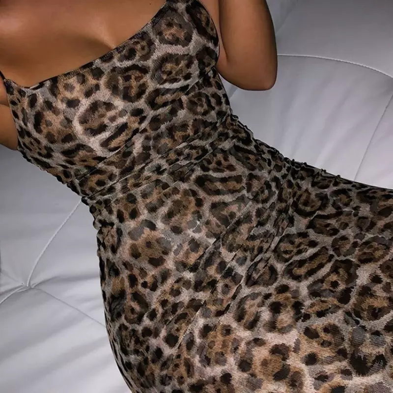 Vestido playero con estampado de leopardo para mujer, traje de baño Sexy con tirantes, falda con realce, novedad de 2024