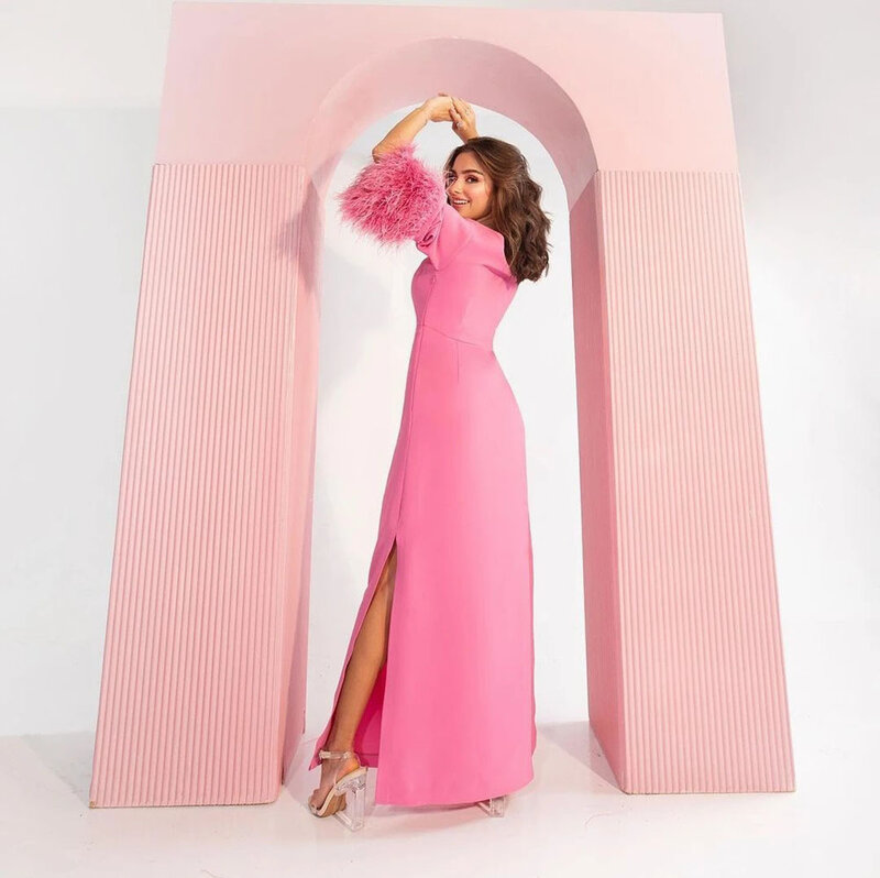 Vestido de baile rosa manga comprida com penas, fenda sexy, vestido de festa formal, vestido de noite, gola quadrada, árabe, 2024